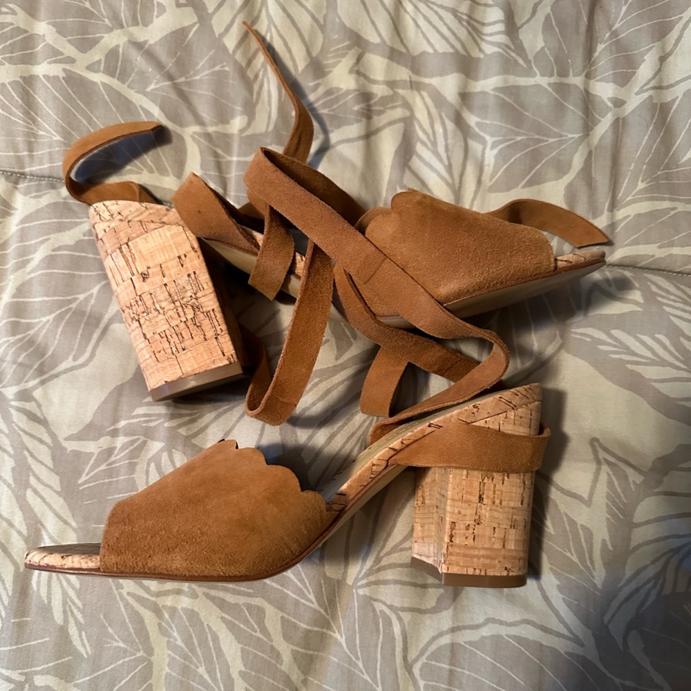 New Marc Fisher Sandals